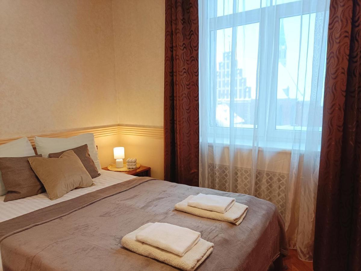 Old Town Retreat With Stunning Views 2 Bedroom Apartment Nearby The Church Of Saint Peter Riga Dış mekan fotoğraf